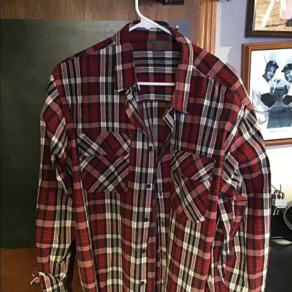 GREATNORTHWEST RED BUTTONUP XL MENS GREAT - Picture 2 of 4